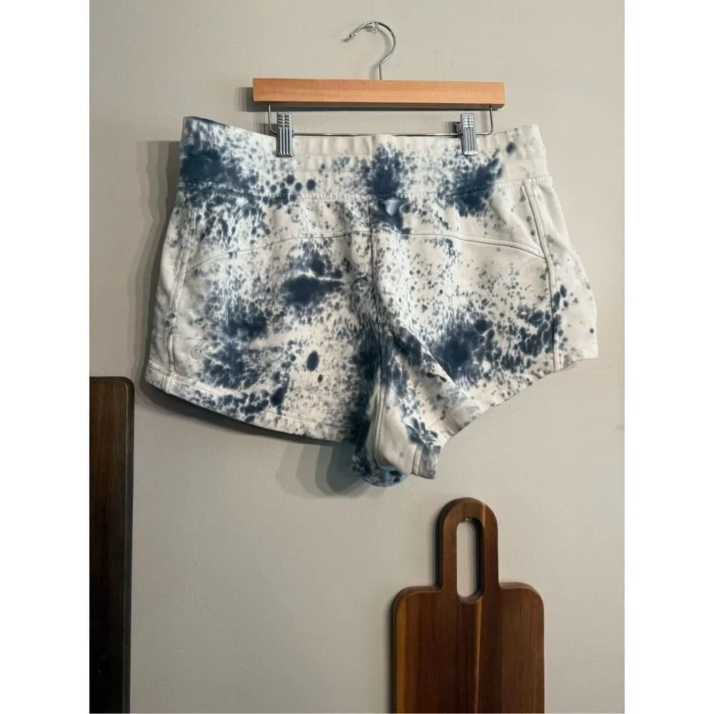 Lululemon Navy White Terry Marble Dye Inner Glow Pull On Athletic Short Size 10 - Picture 2 of 5